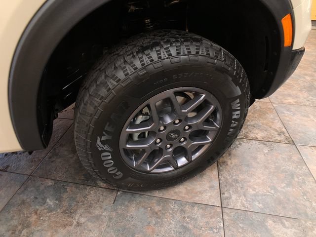 New 2026 Beige Ford XLT image 9