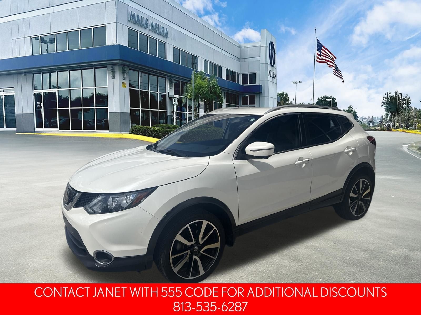 Used 2019 White Nissan SL image 3