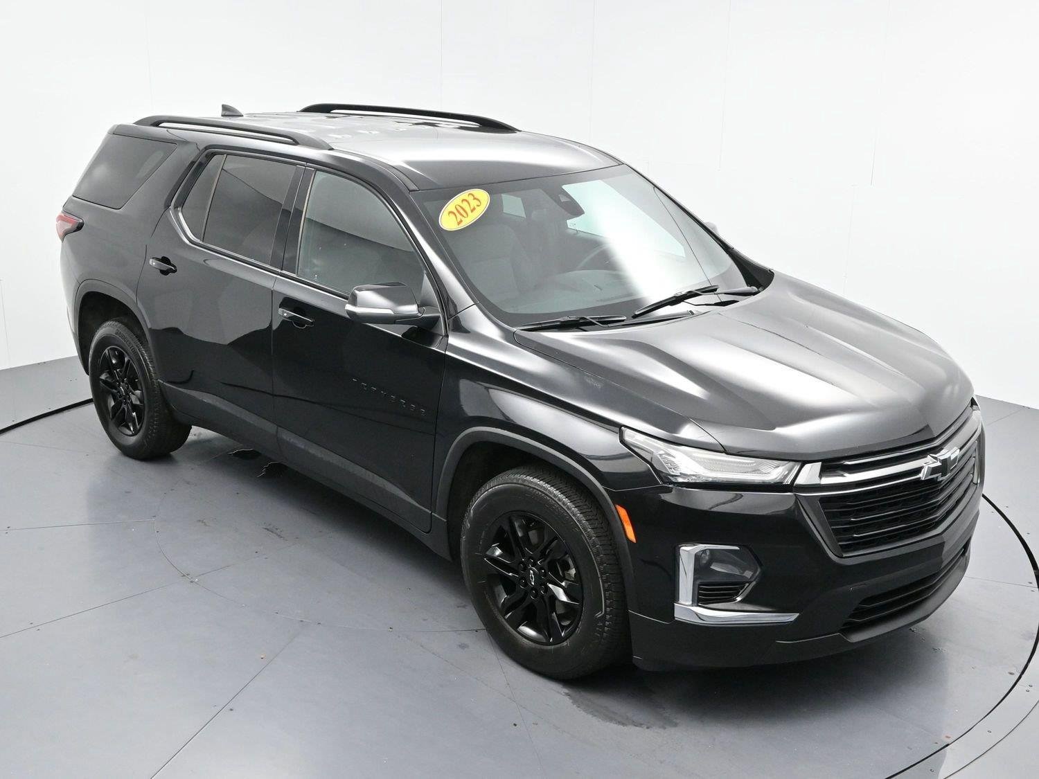 Used 2023 Mosaic Black Metallic Chevrolet LT Cloth image 38