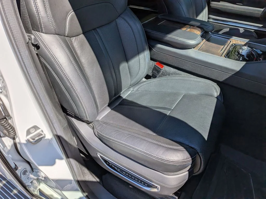 Used 2022 White Jeep Series I image 37