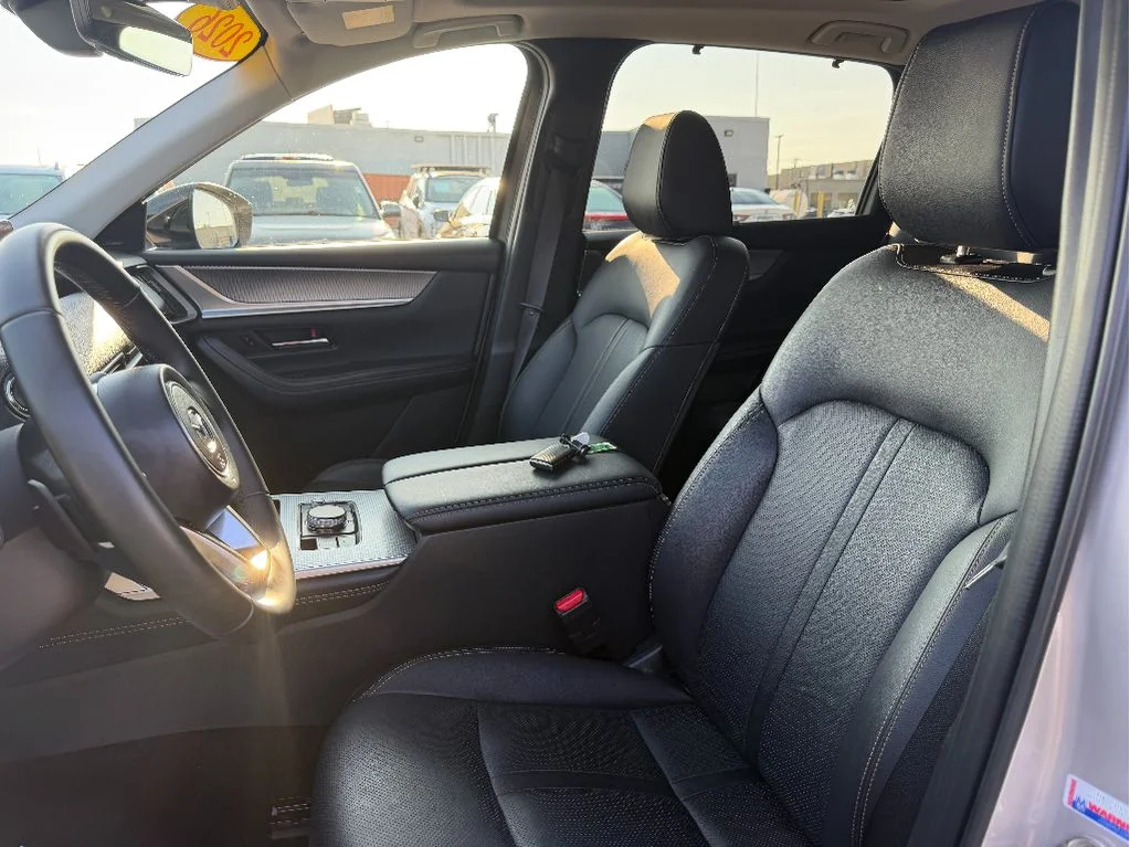 Used 2026 Platinum Quartz Mazda Premium Sport image 21