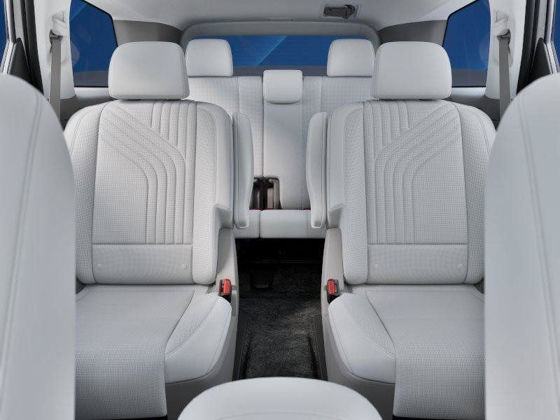 New 2026 Creamy White Pearl Hyundai SEL 7P image 13