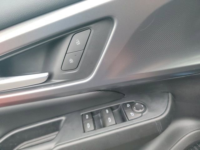 2026 Chevrolet Equinox EV RS - Photo 17