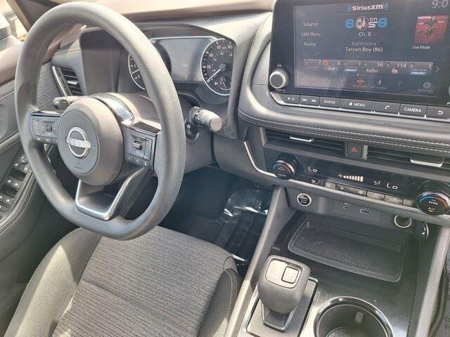 Used 2023 Pearl White Tricoat Nissan SV image 34