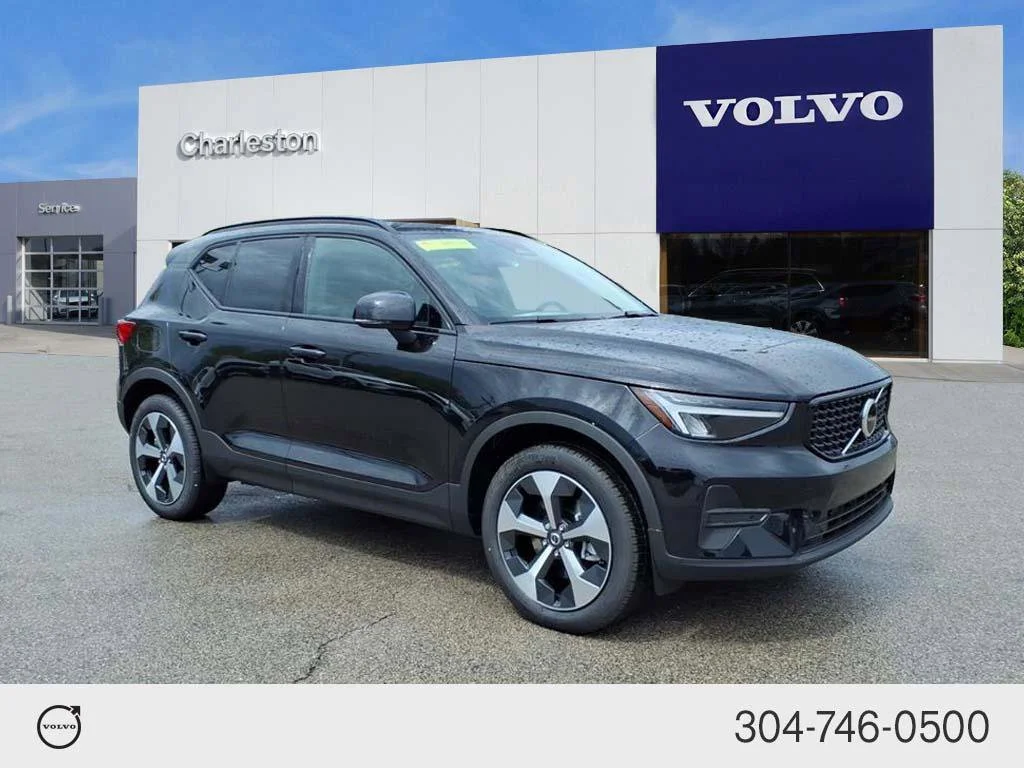 2026 Volvo XC40 B5 Core Dark AWD's photo