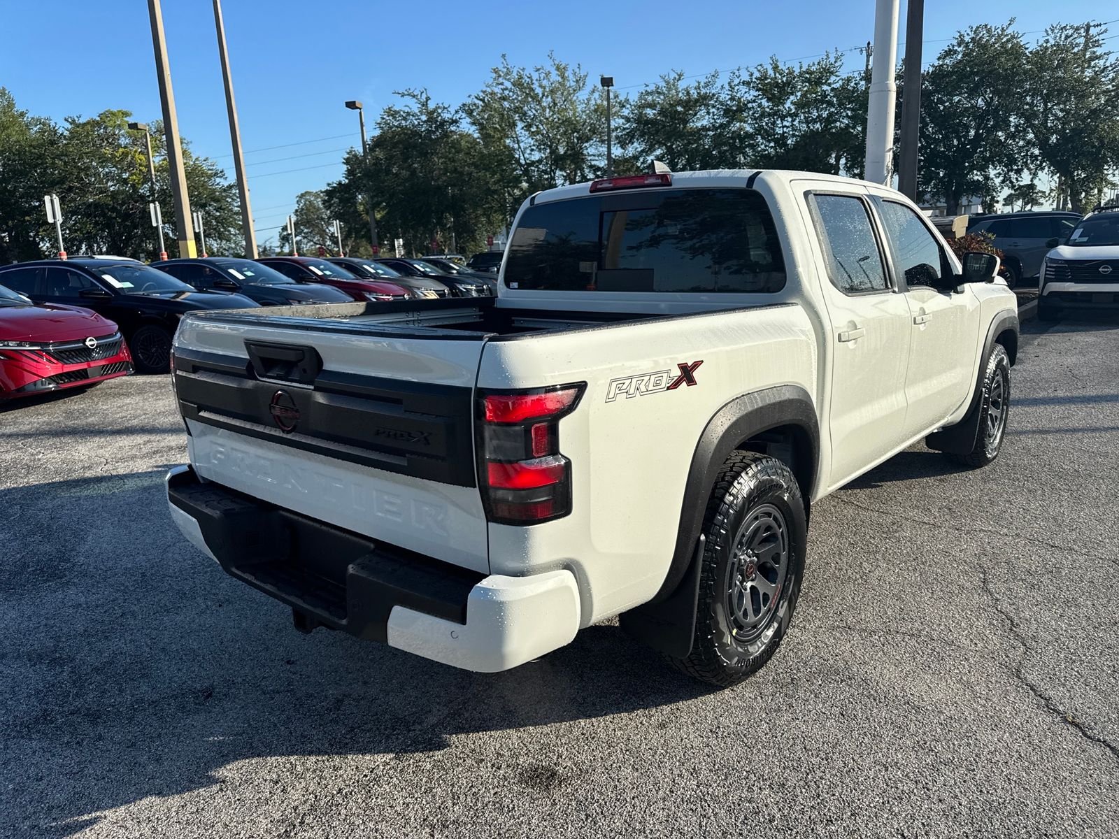 New 2026 White Nissan PRO-X image 6