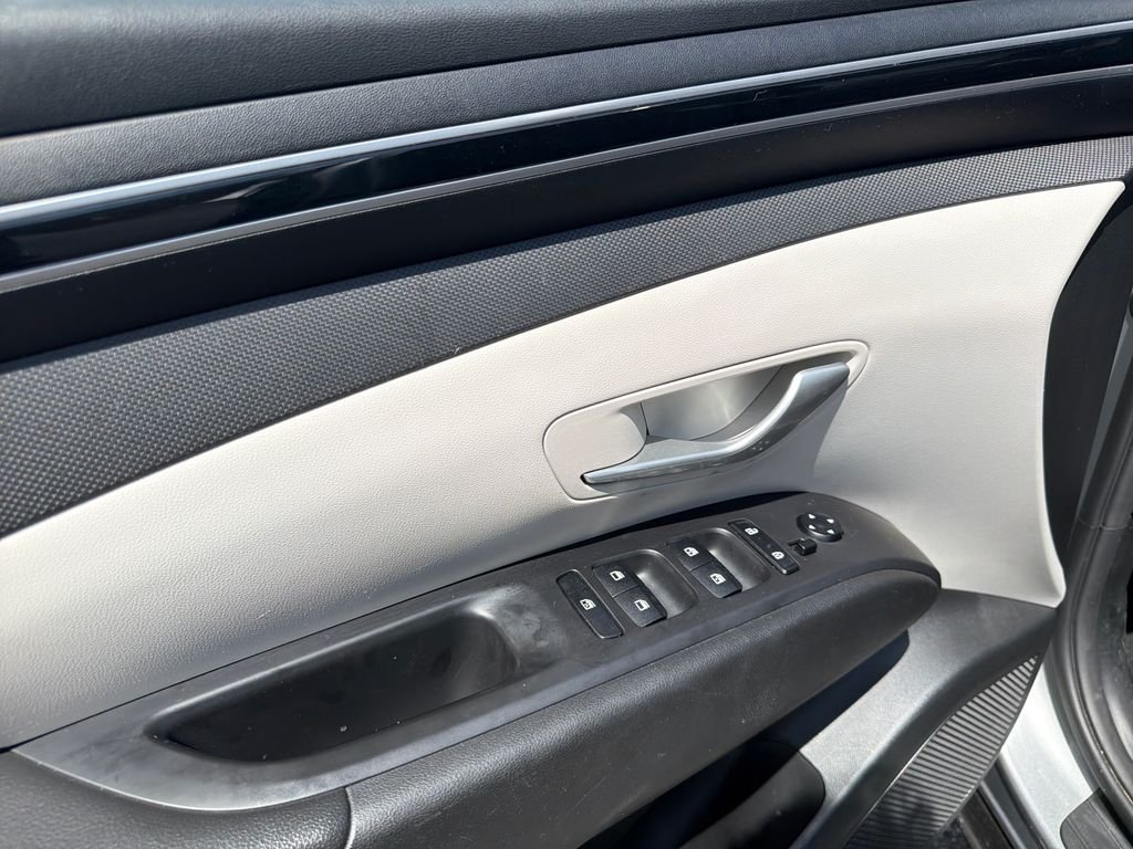Used 2024 Silver Hyundai SEL image 15