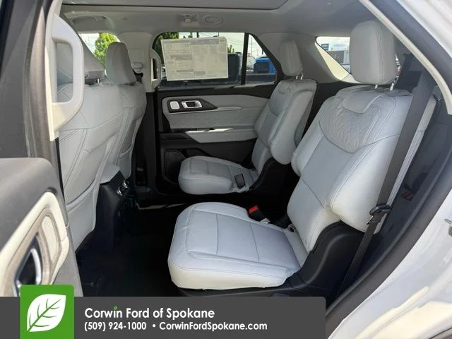 New 2026 Star White Metallic Tri-Coat Ford Platinum image 10
