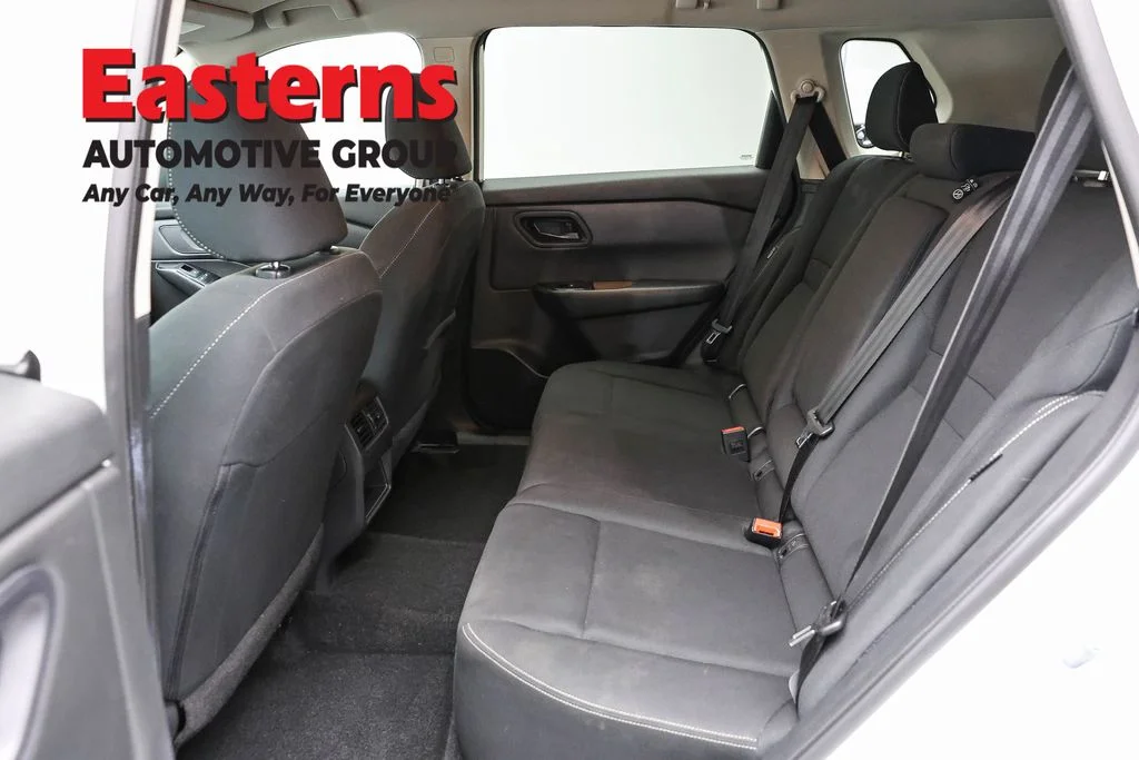 Used 2024 White Nissan S image 22