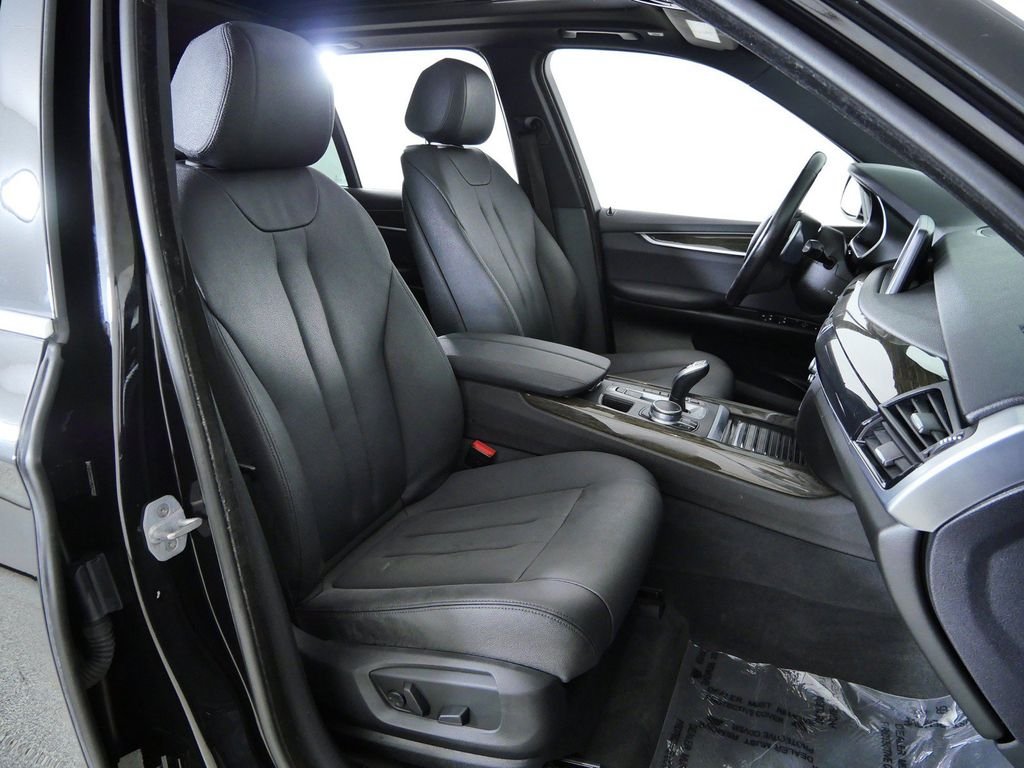 Used 2018 Black BMW xDrive35i image 21