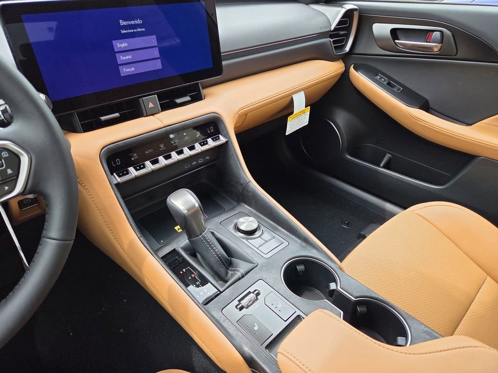 2026 Lexus IS 350 F SPORT DESIGN - Photo 37