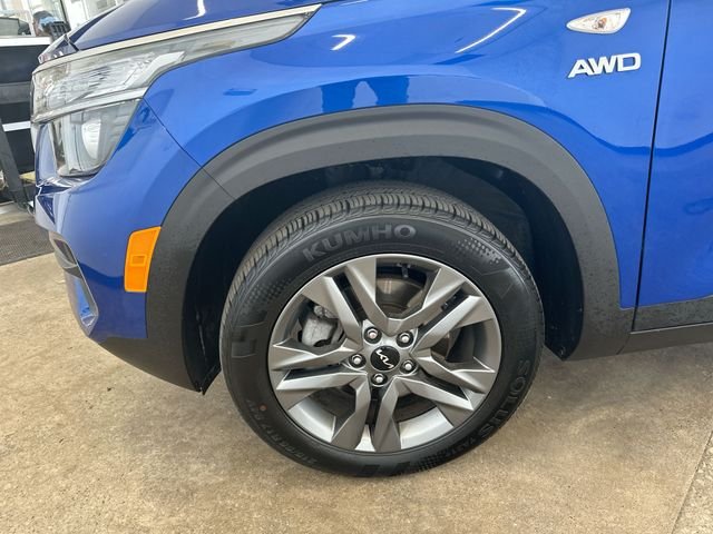 Used 2023 Blue Kia LX image 20