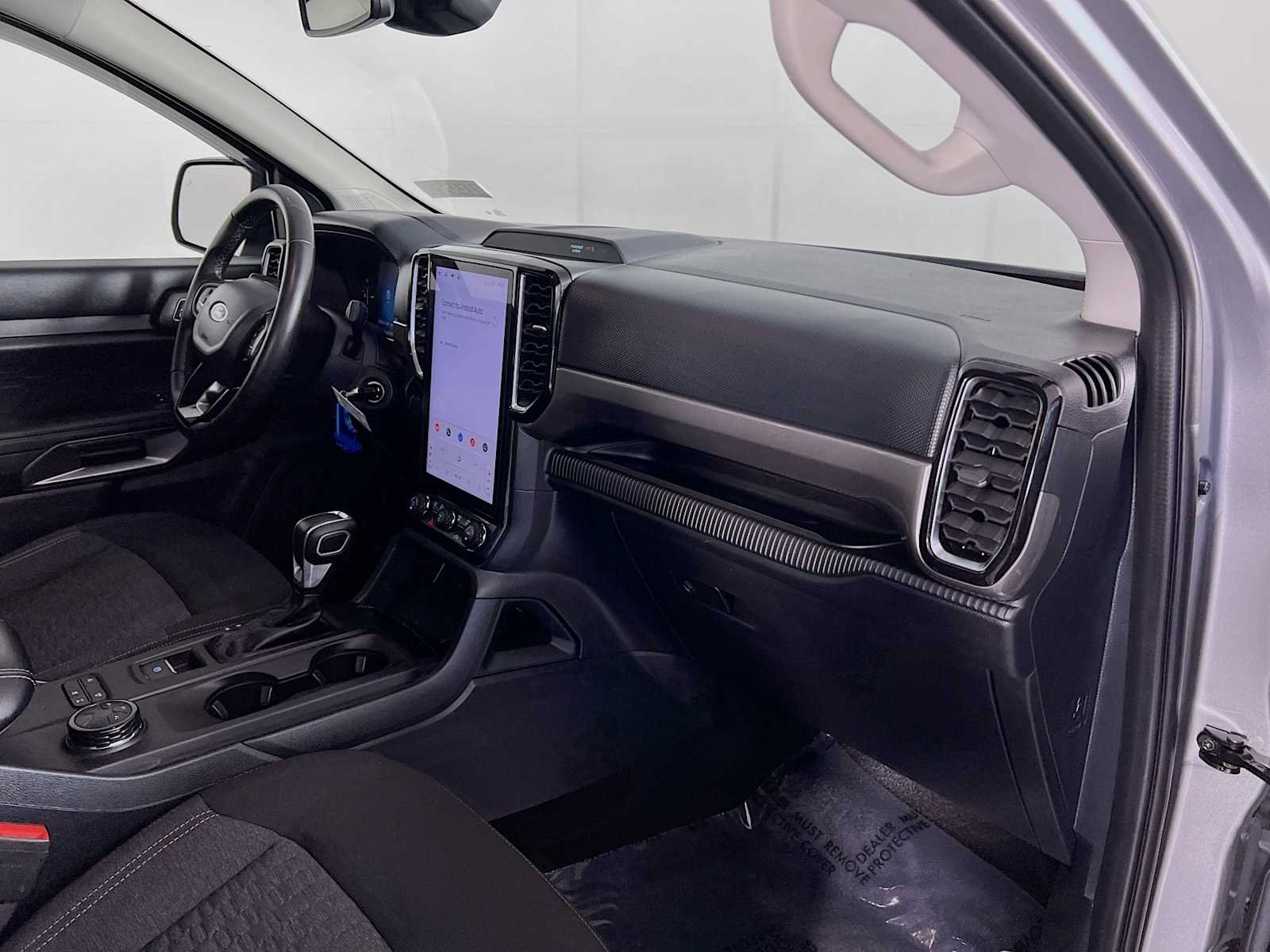 Used 2024 Iconic Silver Ford XLT image 29