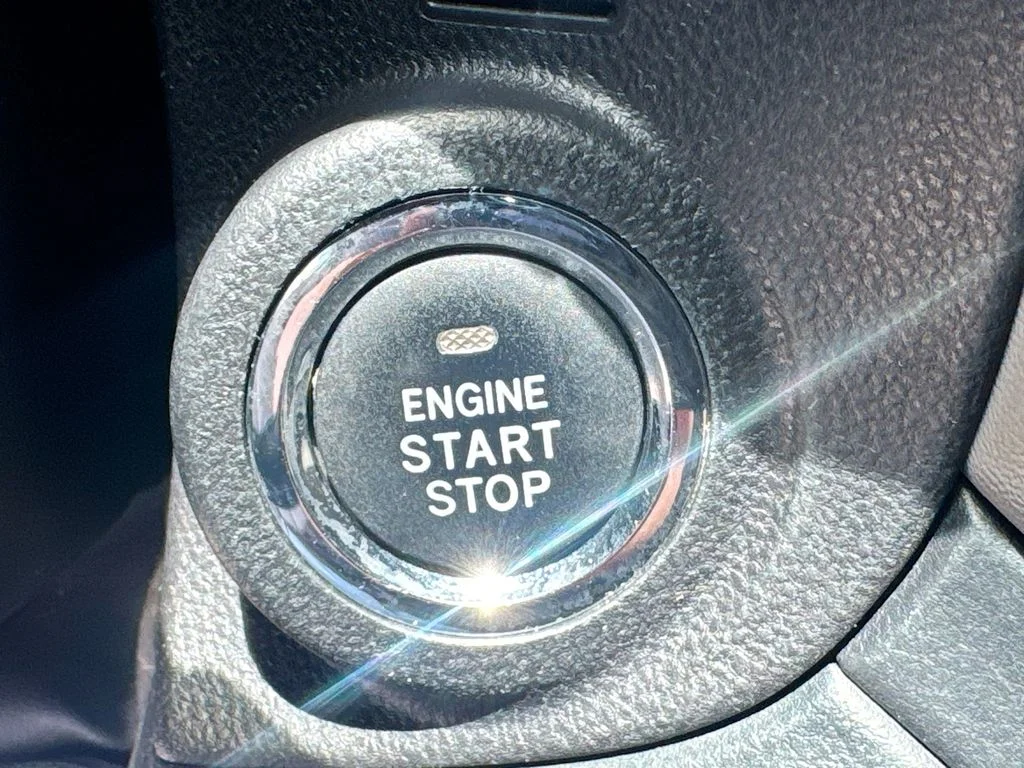Used 2020 Silver Subaru Limited image 18