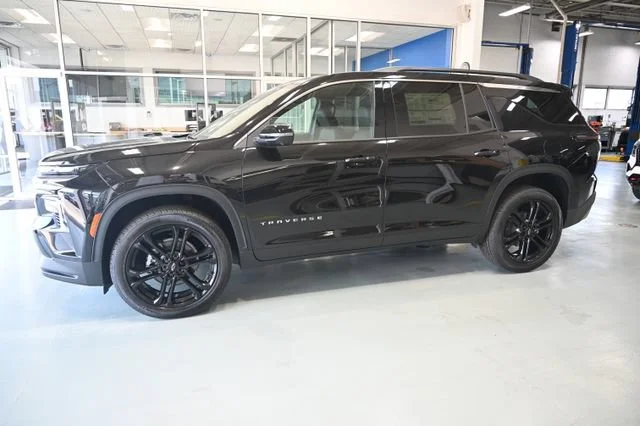 New 2026 Mosaic Black Metallic Chevrolet LT image 7