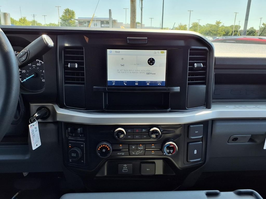 New 2026 Oxford White Ford F-250® XL image 16