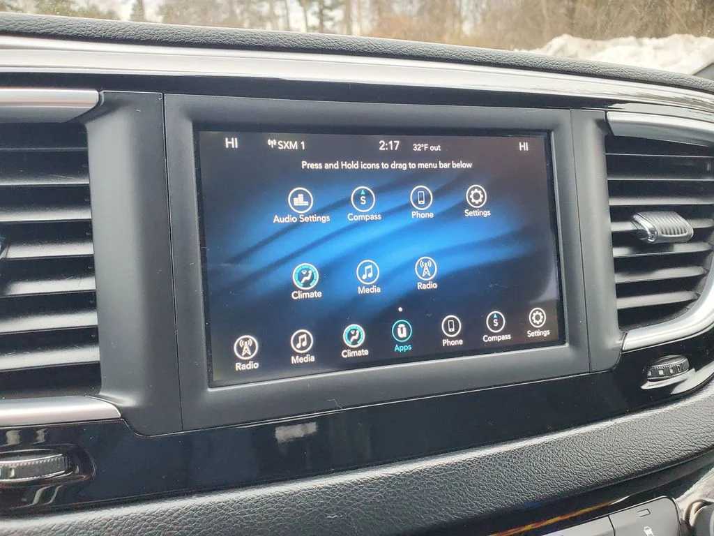 Used 2019 Black Chrysler Touring Plus image 20