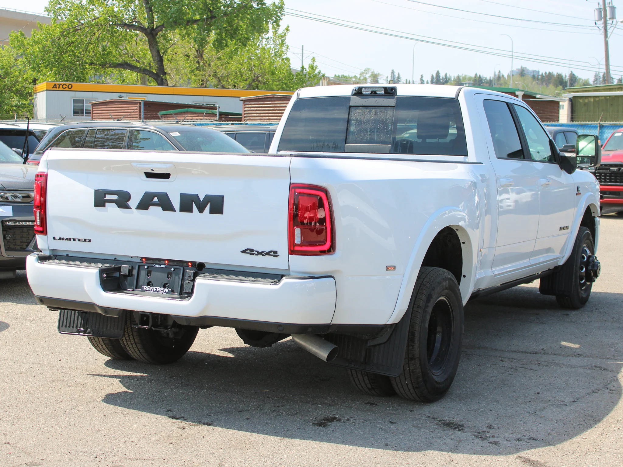 New 2026 White RAM Limited* image 7
