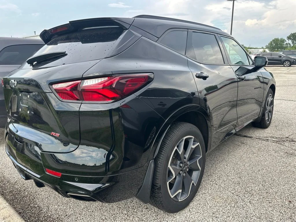 Used 2020  Chevrolet RS image 4