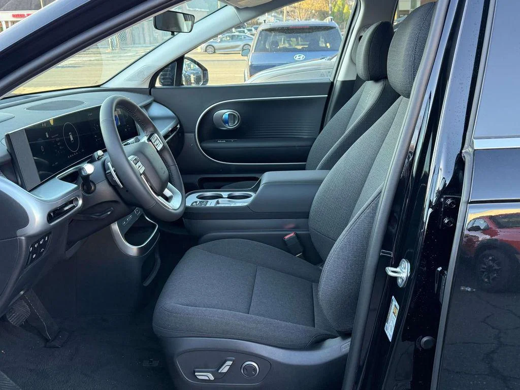 2026 Hyundai IONIQ 9 S - Photo 14