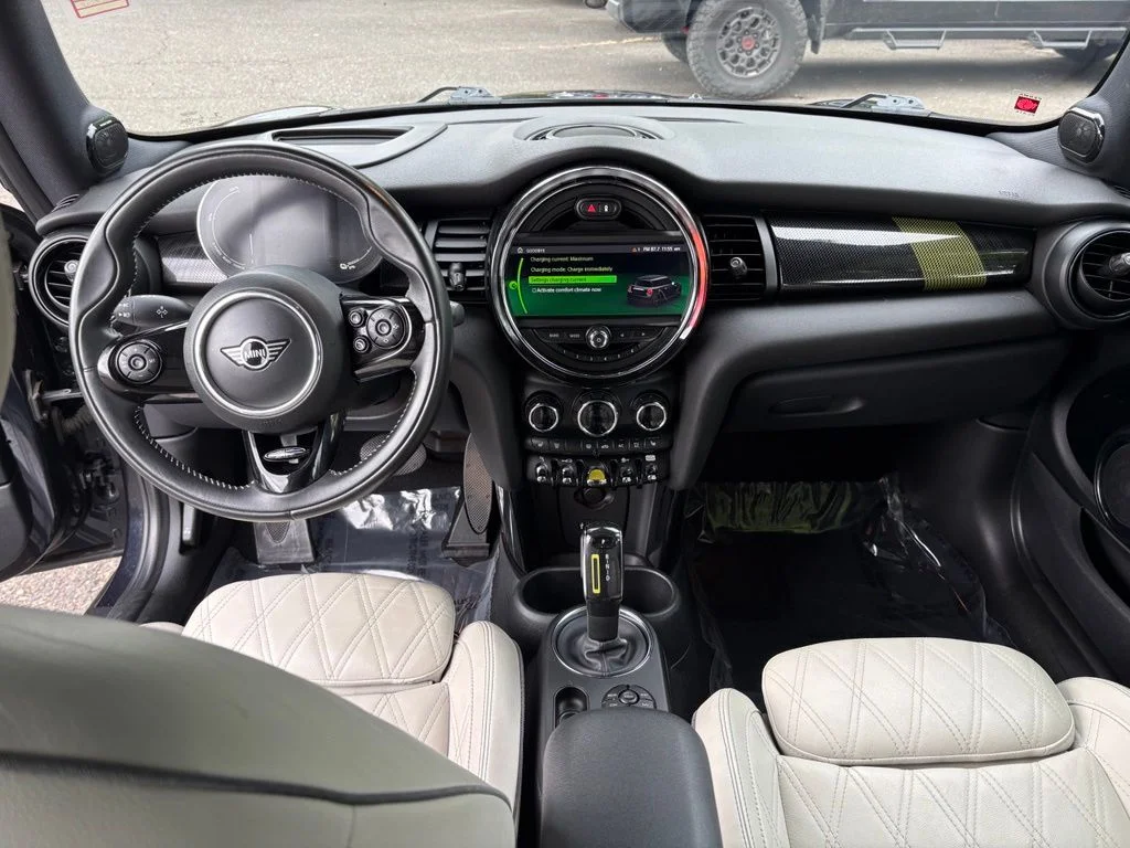 Used 2020 Black MINI Iconic image 12
