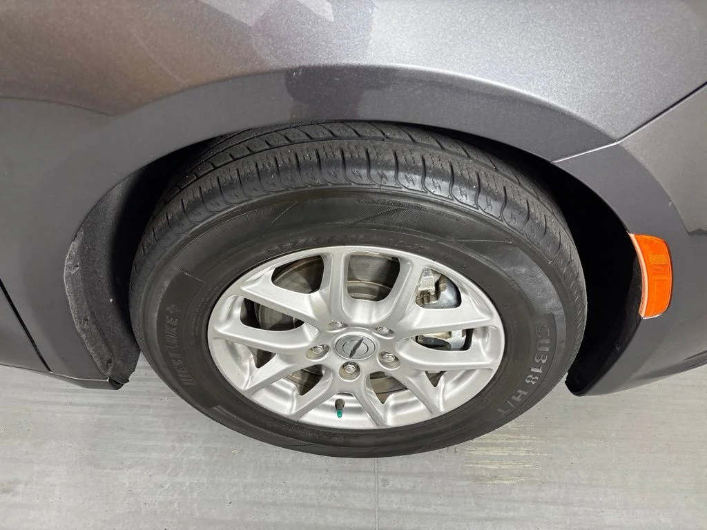 Used 2023 Gray Chrysler Touring L image 14
