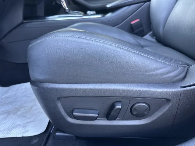 Used 2025 White Mazda 2.5 S Preferred Package image 23