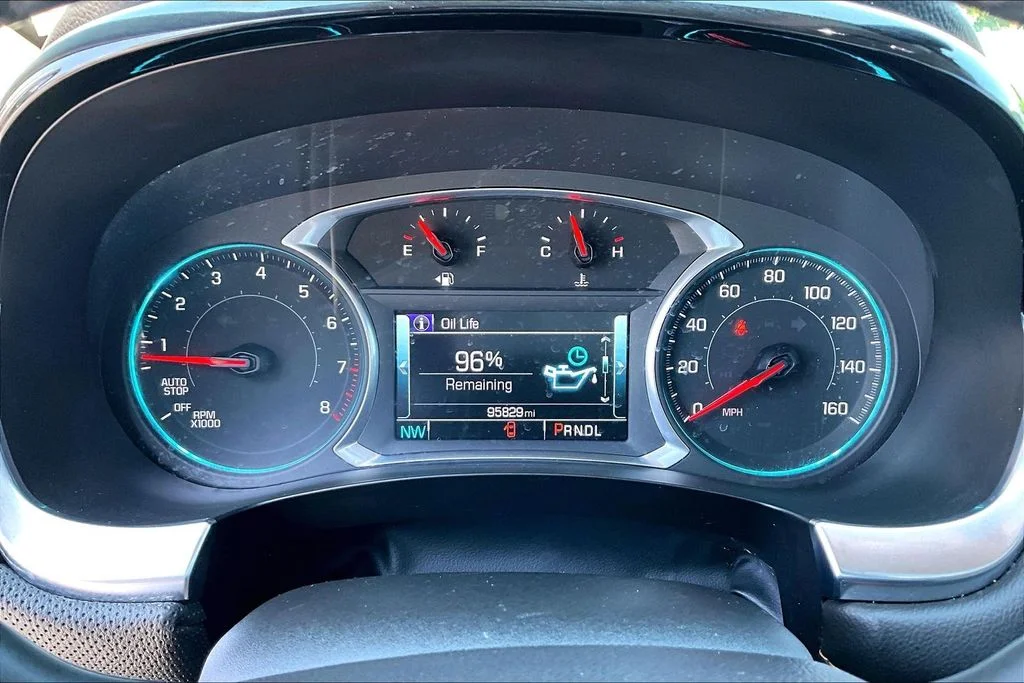 Certified Used 2019 Silver Chevrolet Premier image 13