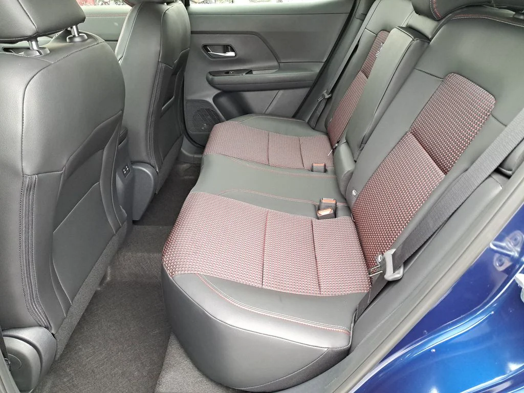 2026 Nissan KICKS SR - Photo 12