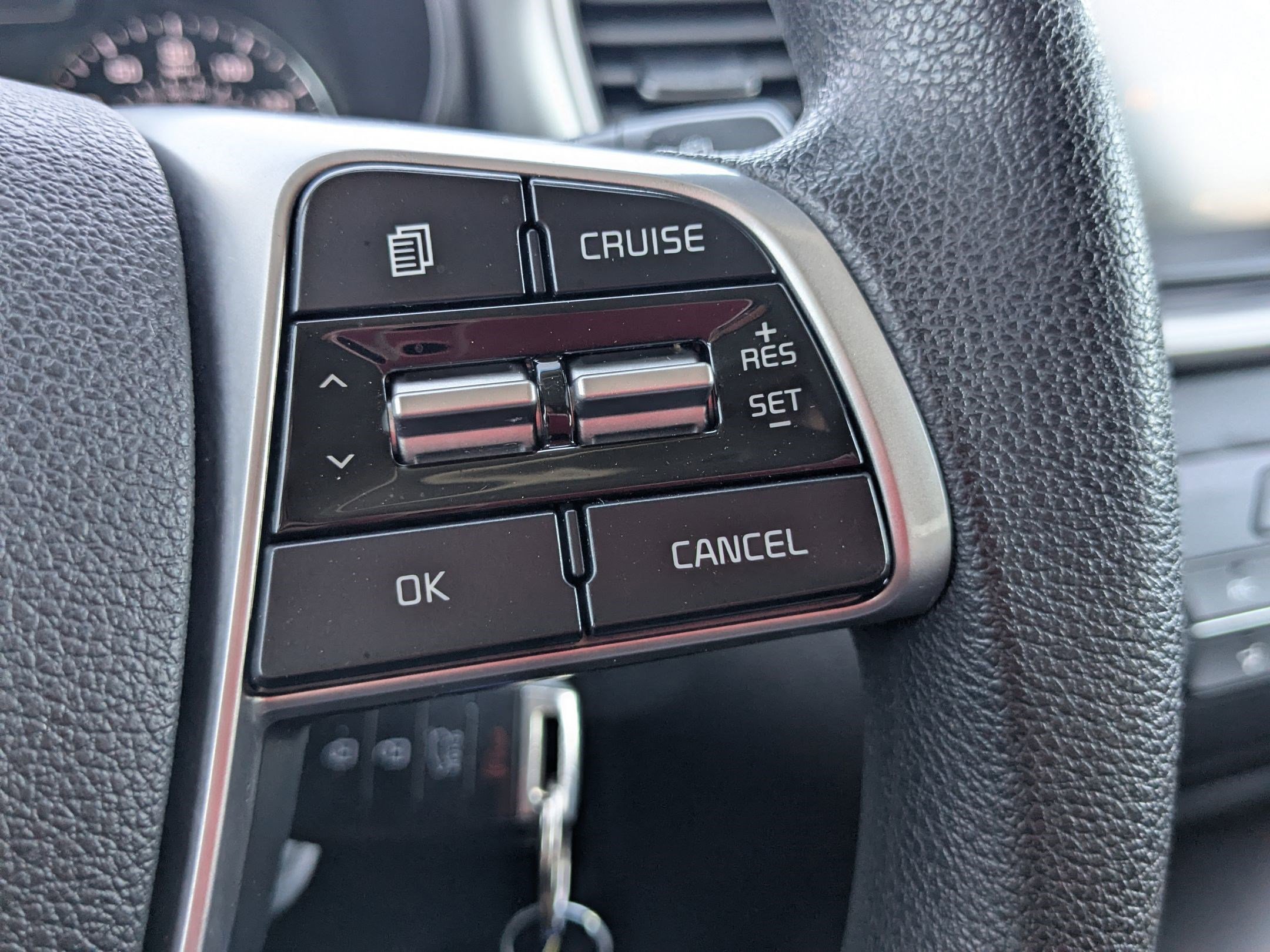 Used 2020 Sangria Kia LX V6 image 18