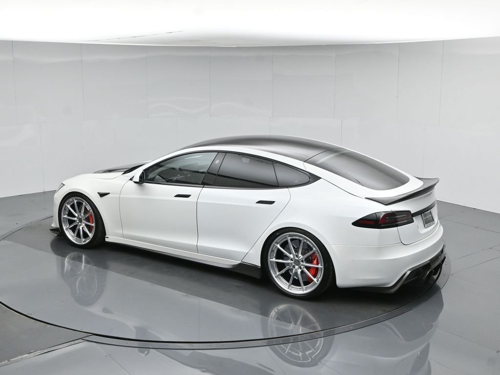 Used 2022 White Tesla Plaid image 41