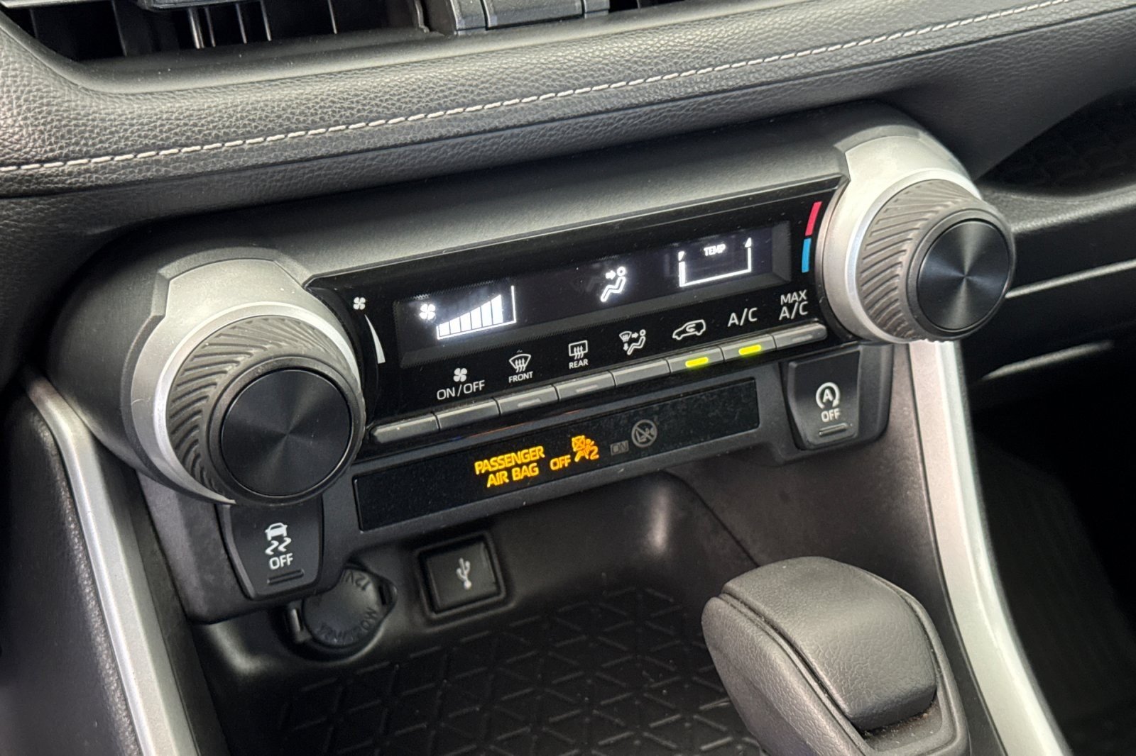 Used 2021 MAGNETIC GRAY Toyota LE image 19