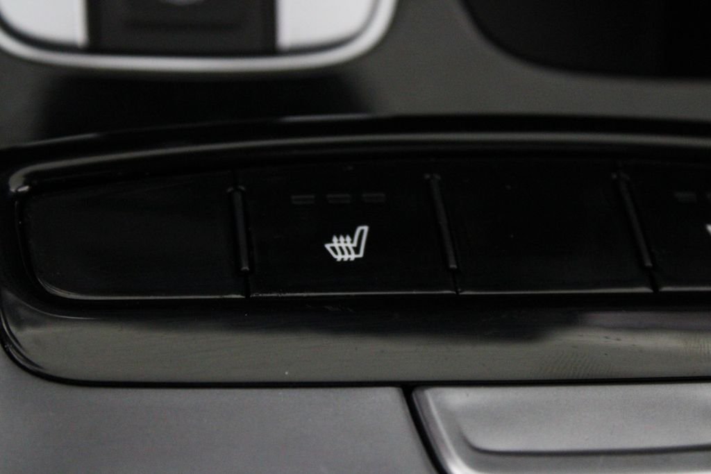 Certified Used 2024 Green Hyundai SEL image 28