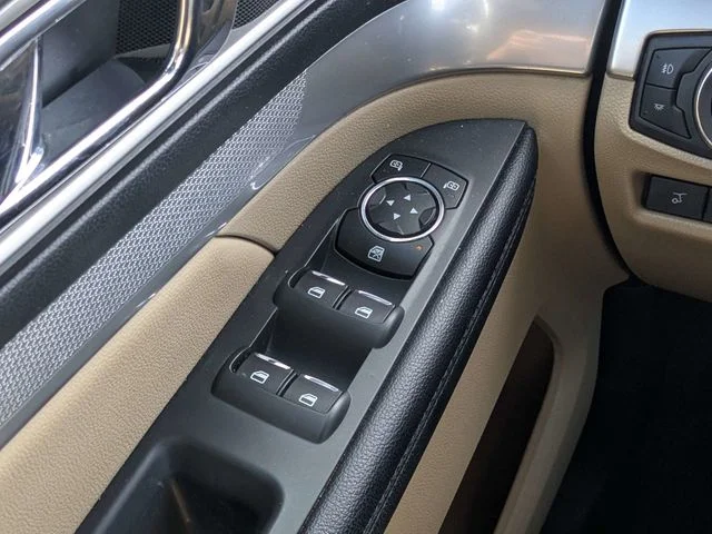 Used 2017 White Ford XLT image 19
