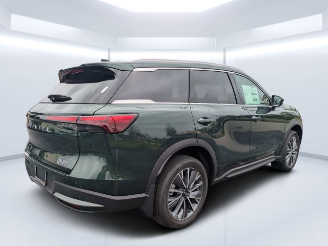 New 2027 Green INFINITI LUXE image 3