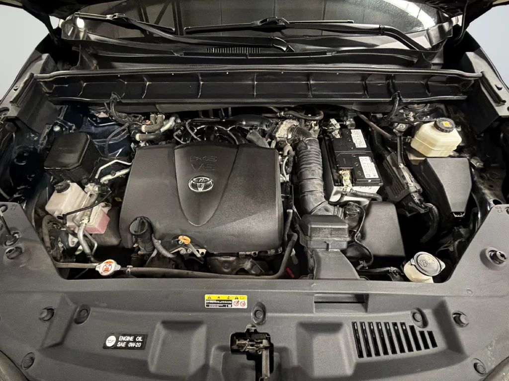 Used 2022 Blue Toyota XLE image 42