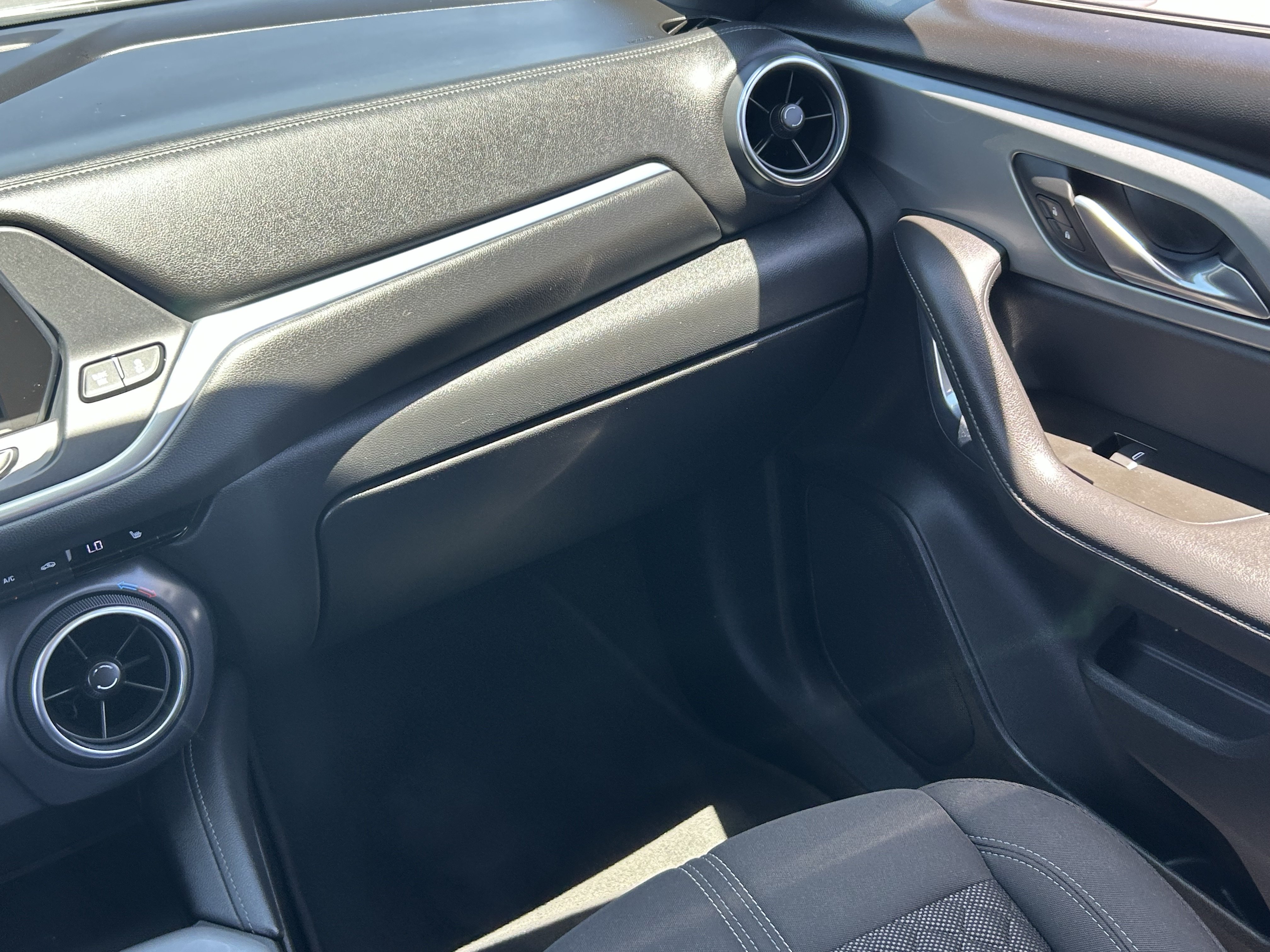 2020 Chevrolet Blazer 2LT - Photo 19