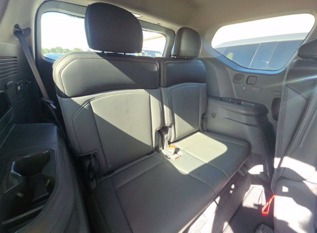 Used 2024 Snow White Pearl Kia Light Long Range image 14