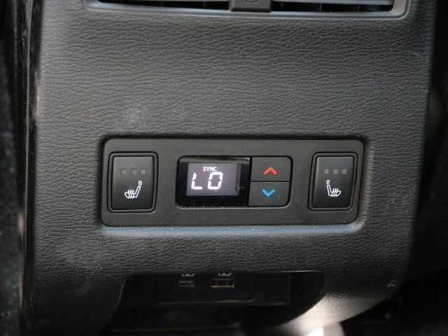 Certified Used 2025 Graphite Gray Mitsubishi SEL image 14
