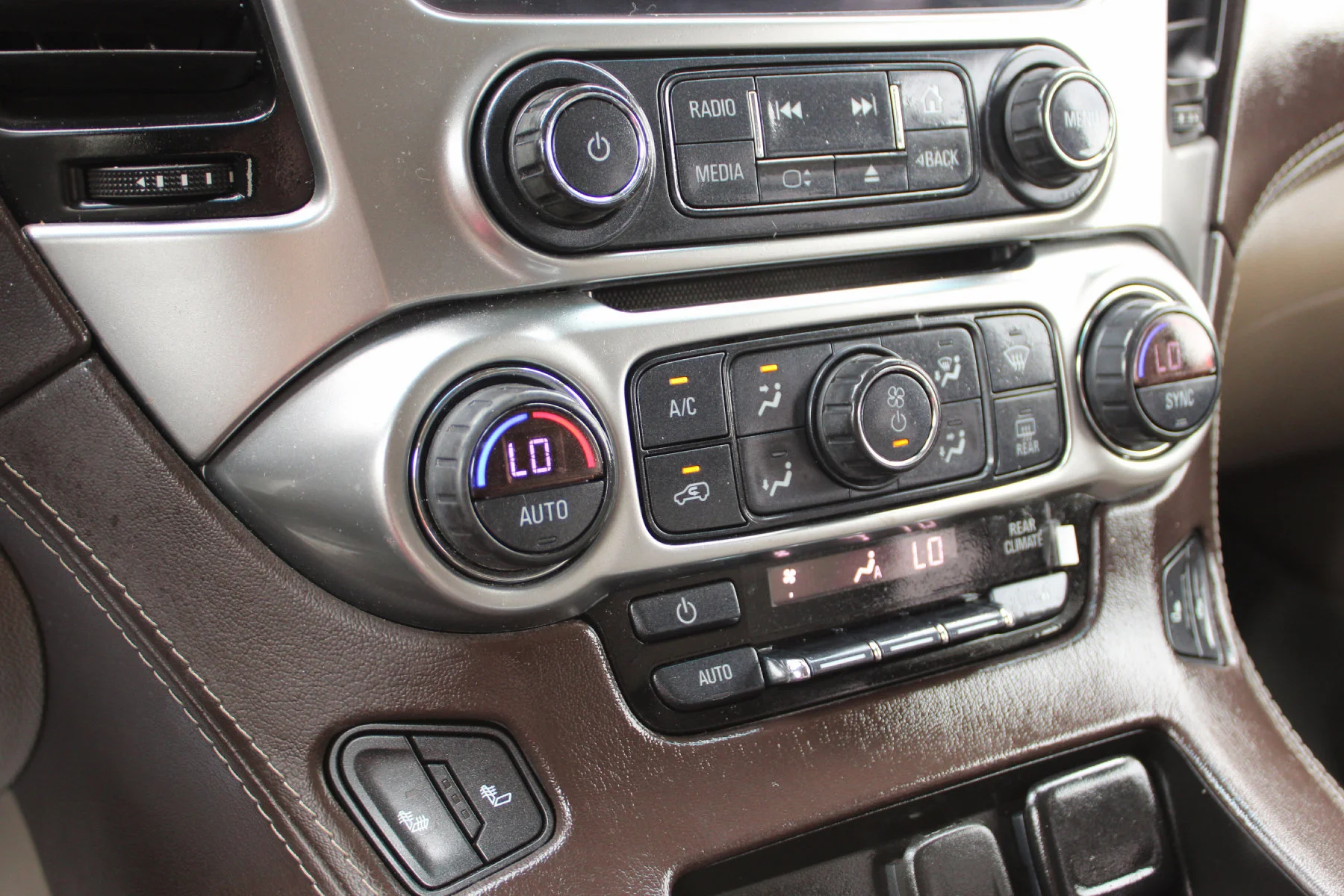 Used 2020 Satin Steel Metallic Chevrolet 2WD 4dr LT image 11