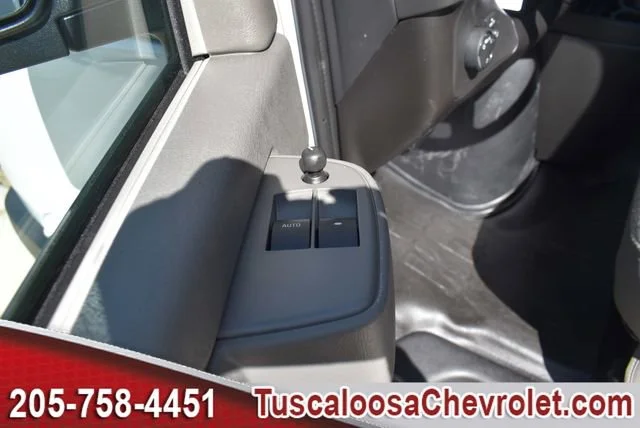 2025 Chevrolet Express Cargo Work Van - Photo 13