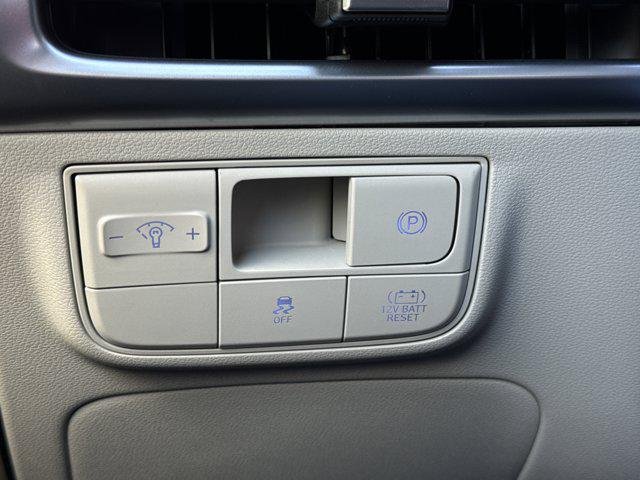2026 Hyundai Tucson Blue SE - Photo 17