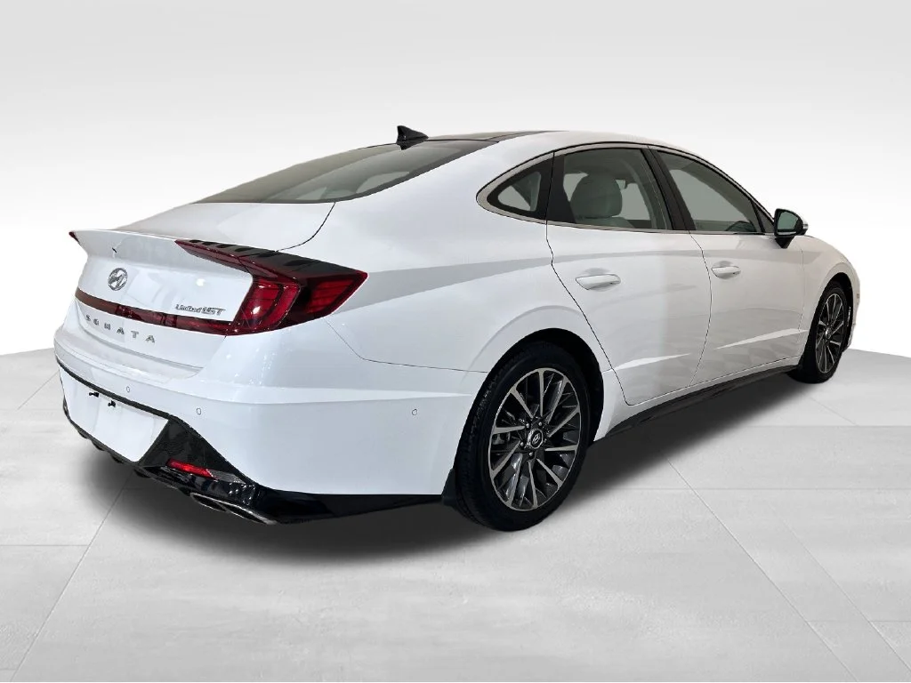 Used 2022 Gray Hyundai Limited image 5