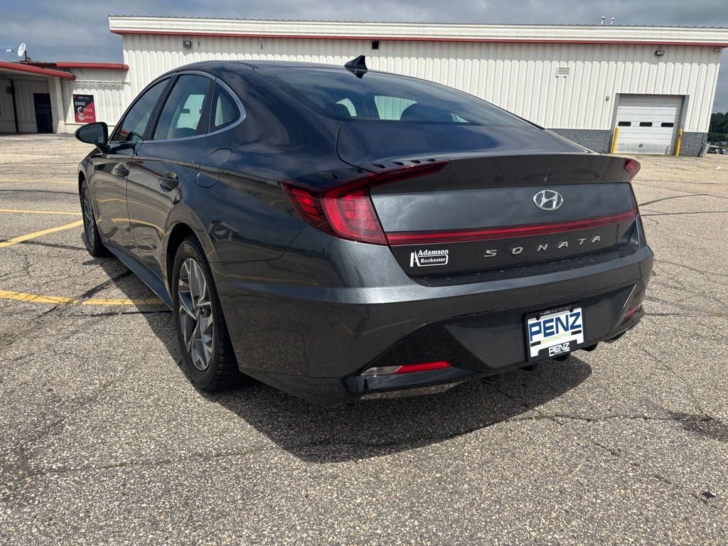 Used 2023 Gray Hyundai SEL image 6