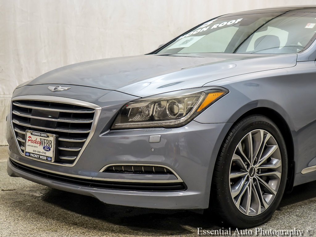 Used 2015 Gray Hyundai 3.8 image 3