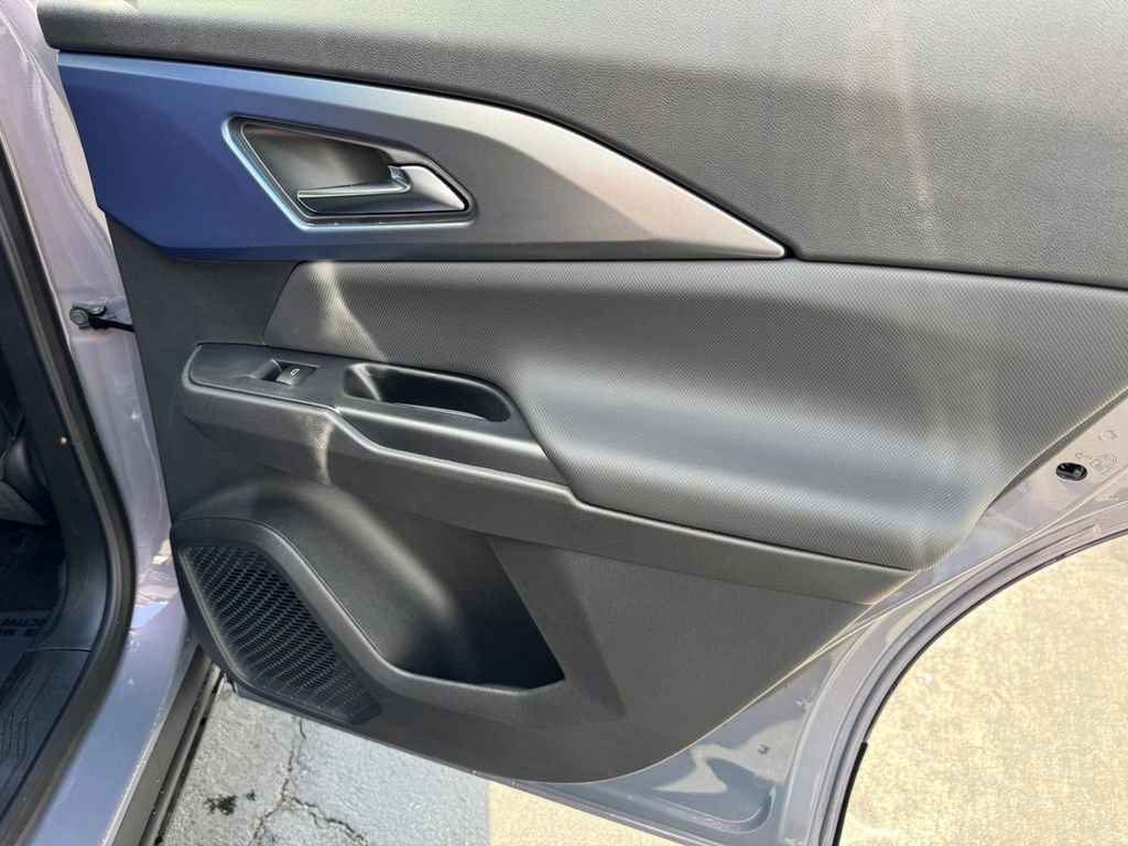 2026 Chevrolet Equinox EV 2LT - Photo 11
