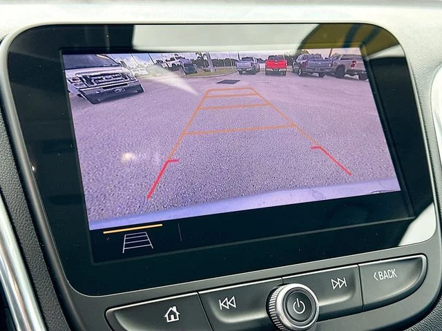Used 2020 Silver Chevrolet Premier image 13