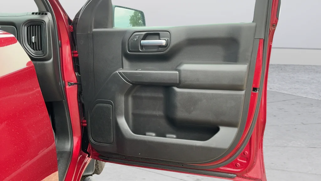 Certified Used 2020 Red Chevrolet Custom image 22