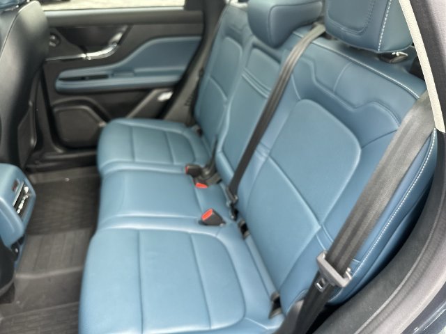 Used 2021 Blue Lincoln Reserve image 27