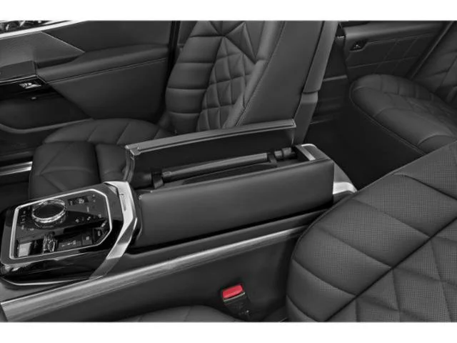 Used 2026 Brooklyn Grey Metallic BMW 740i image 17